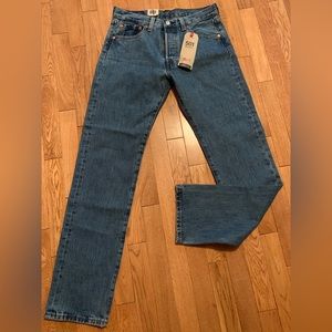Levis 501 Button fly Blue Jeans 28 x 32 NWT